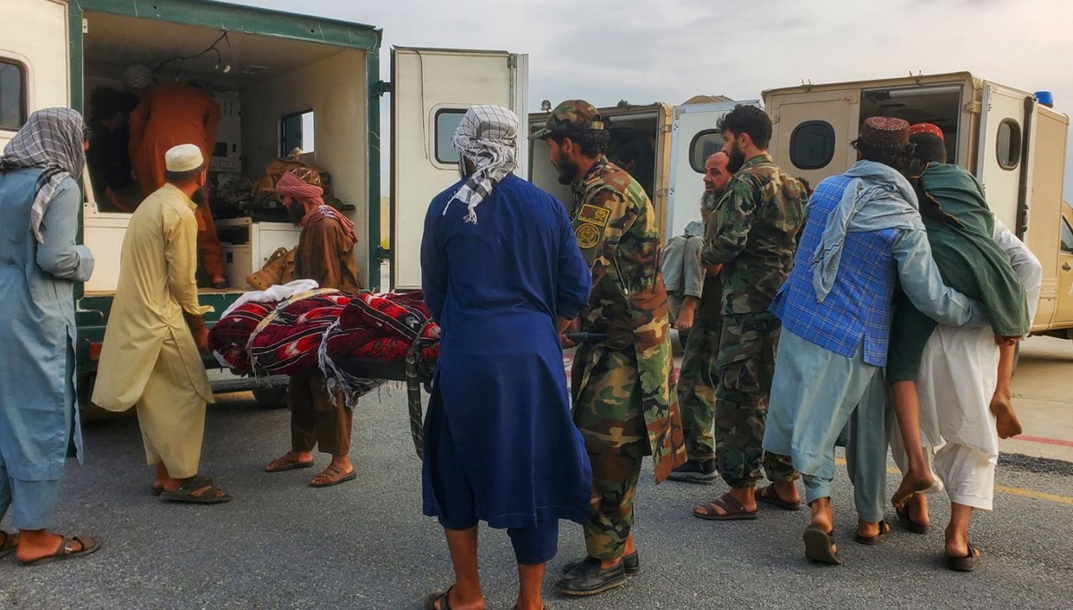 Afganistan'da 6 büyüklüğünde deprem