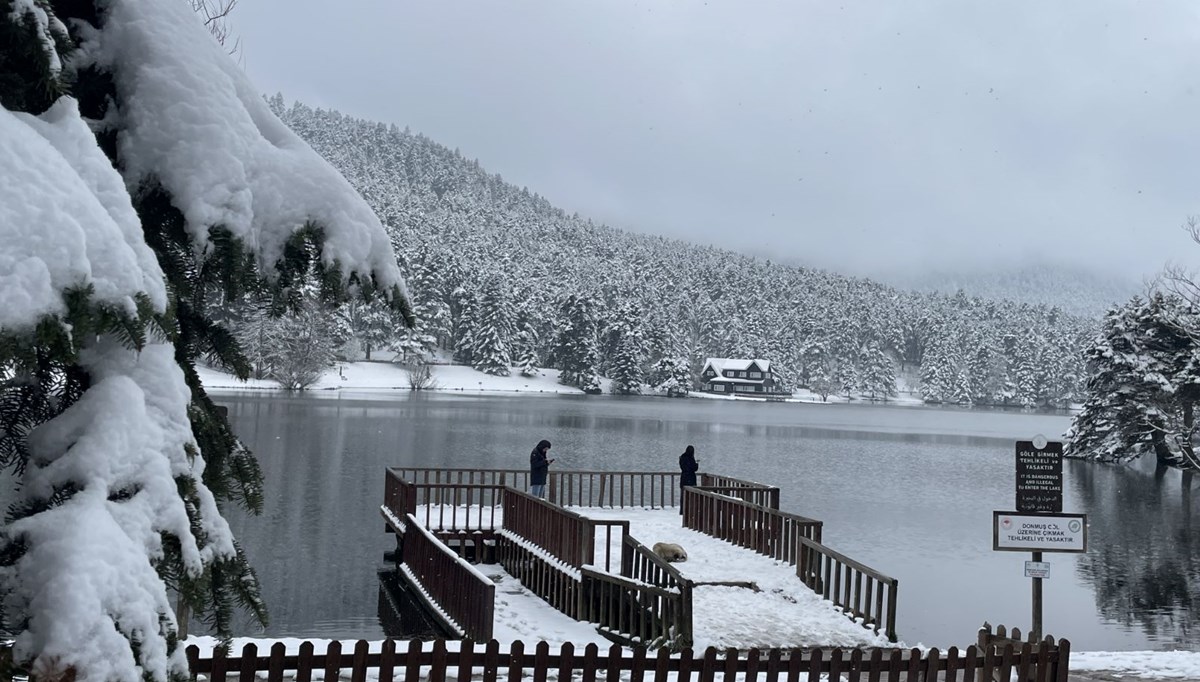 Gölcük Tabiat Parkı'ndan kar manzaraları Gölcük Tabiat Parkı'ndan kar manzaraları