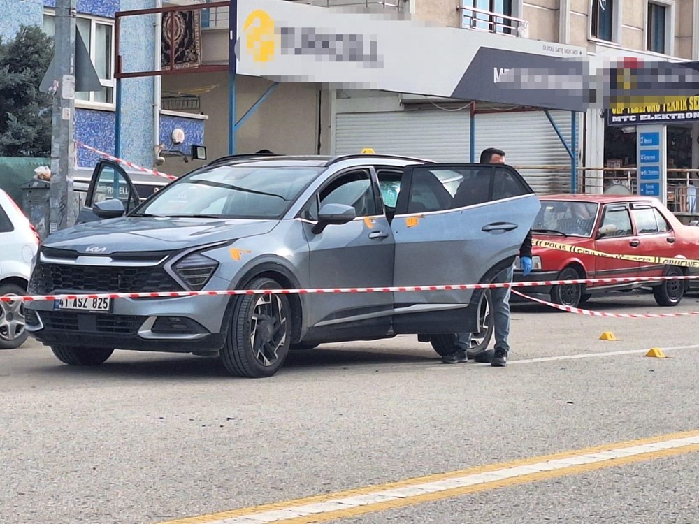 Ankara'da korku dolu anlar: Boşanma aşamasındaki eşinin aracına kurşun yağdırdı - 5