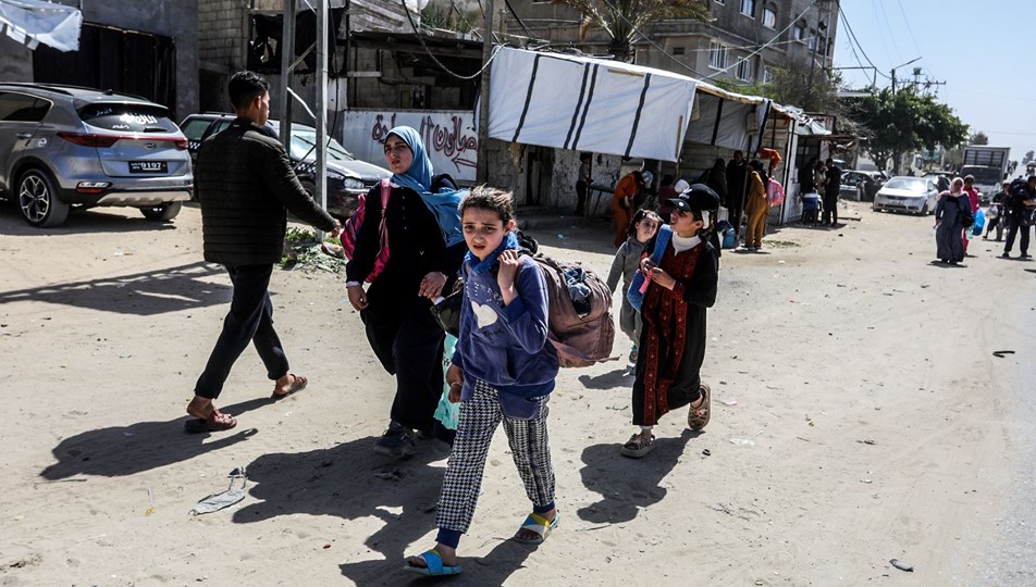 İsrail ordusu, Filistinlileri göçe zorluyor