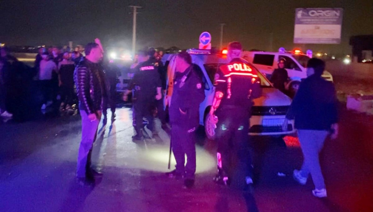 Aksaray'da taraftarların kavgası Aksaray'da taraftarların kavgası