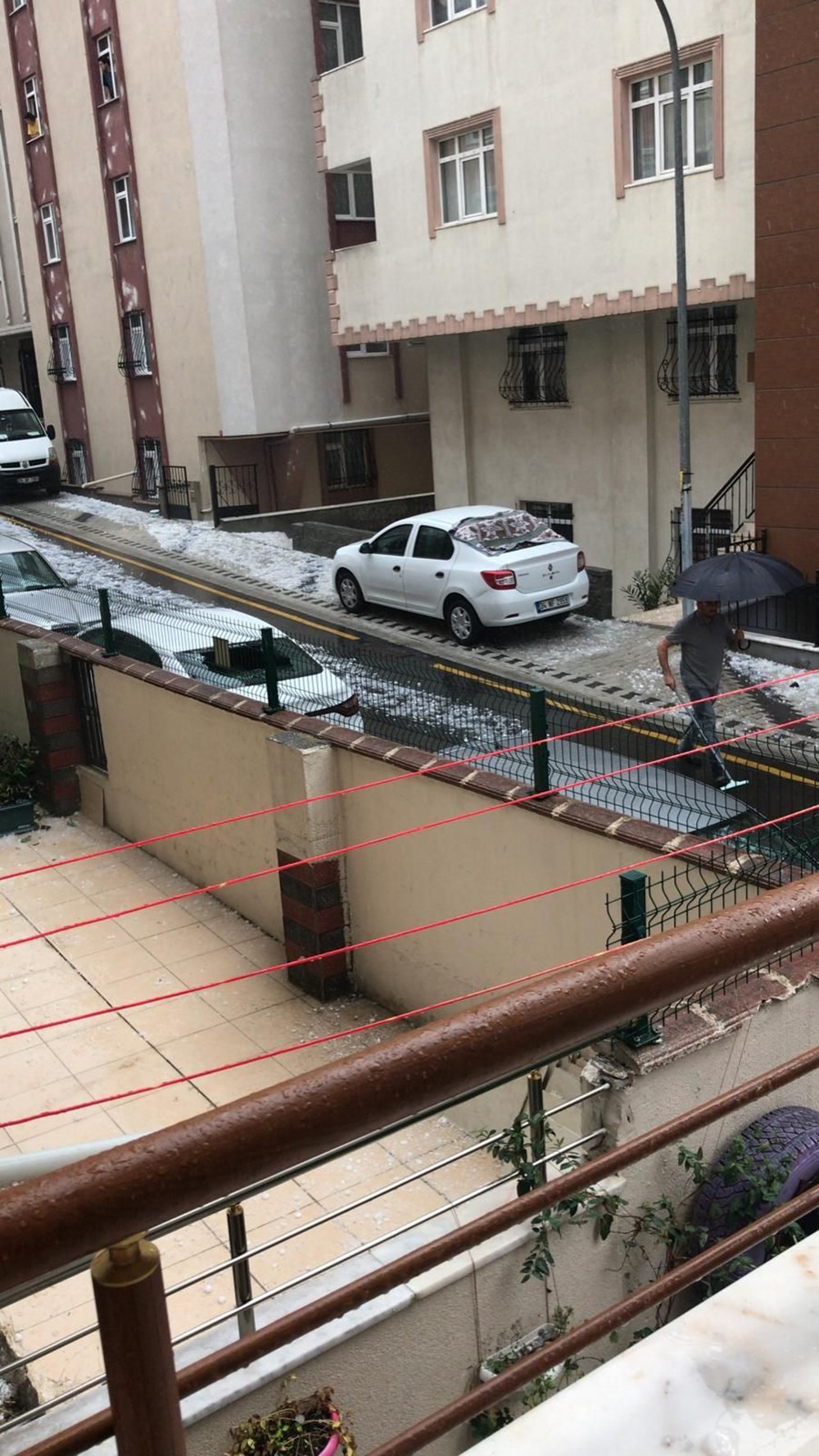 İstanbul'u sağanak ve dolu vurdu - 6