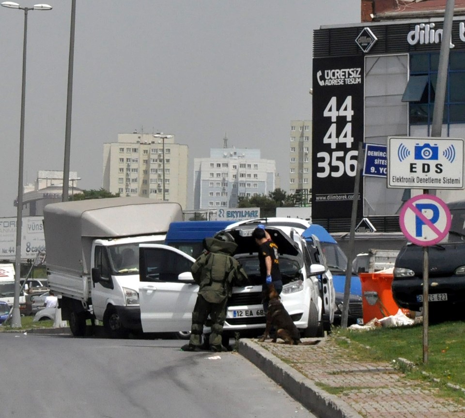 Polisin aradığı şüpheli araç Zeytinburnu'da bulundu - 1