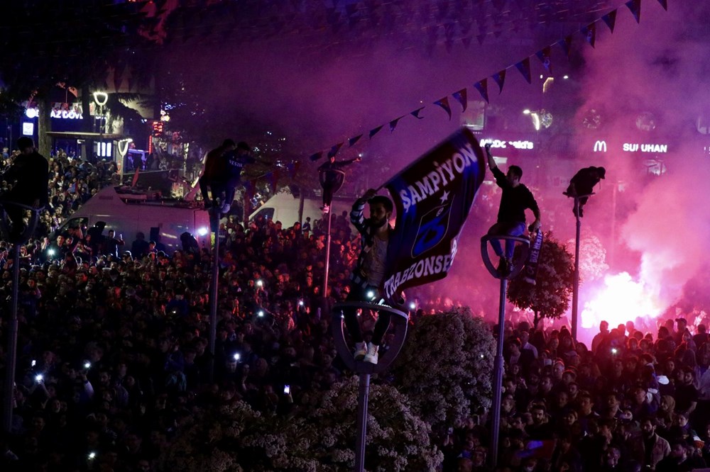Trabzonspor şampiyonluğunu kutluyor - 40