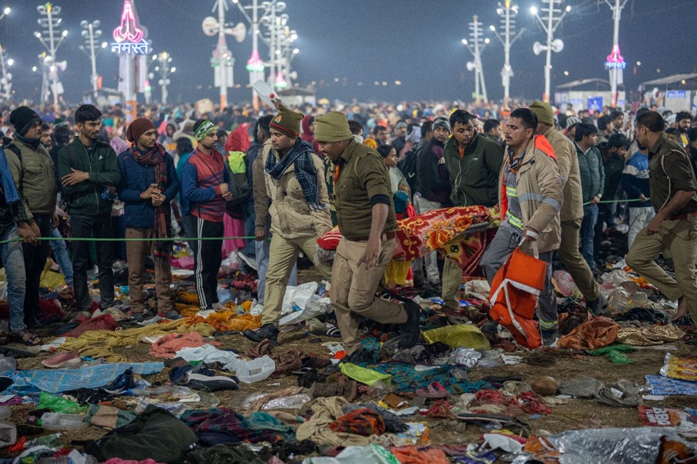 Dünyanın en büyük festivalinde izdiham: Nehir kıyısında uyurken ezildiler - 2