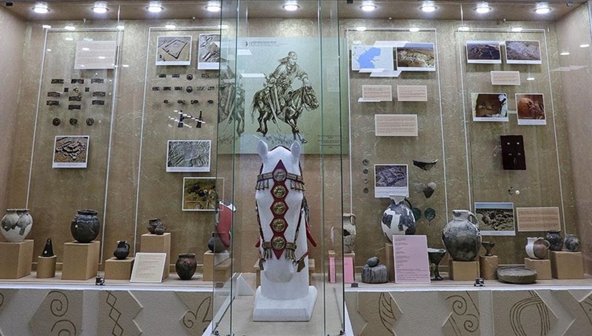 Hun askerine ait iki bin yıllık eşyalar Kazakistan'da müzede sergileniyor