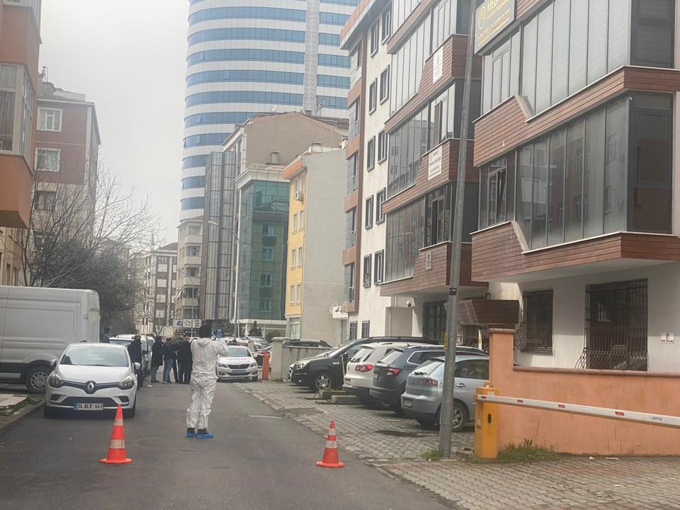 İstanbul'da avukatlık bürosunda silahlı saldırı: 4 ölü - 1