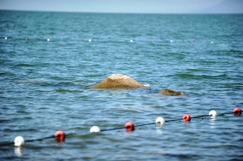 Sular çekilince 2 bin yıllık bazilikanın bir kısmı gün yüzüne çıktı - 8