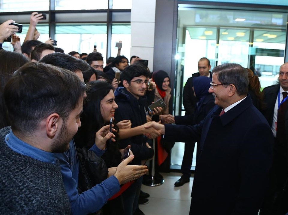 Başbakan Davutoğlu: Sınırımızı koruduğumuz için özür dilemeyiz - 1