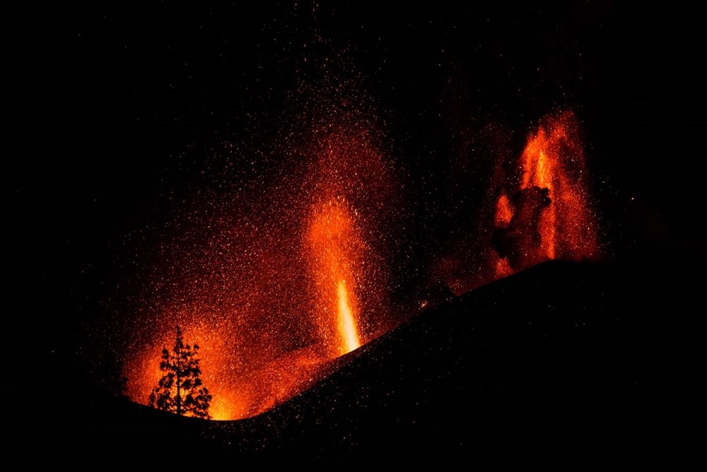 La Palma Adası'nda volkandan çıkan lavlar 33 günde 2 bin 185 binayı kül etti - 9