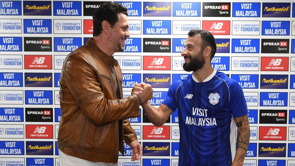 Erol Bulut Trabzonspor'un yıldızını aldı: Manolis Siopis Cardiff City'de - 1