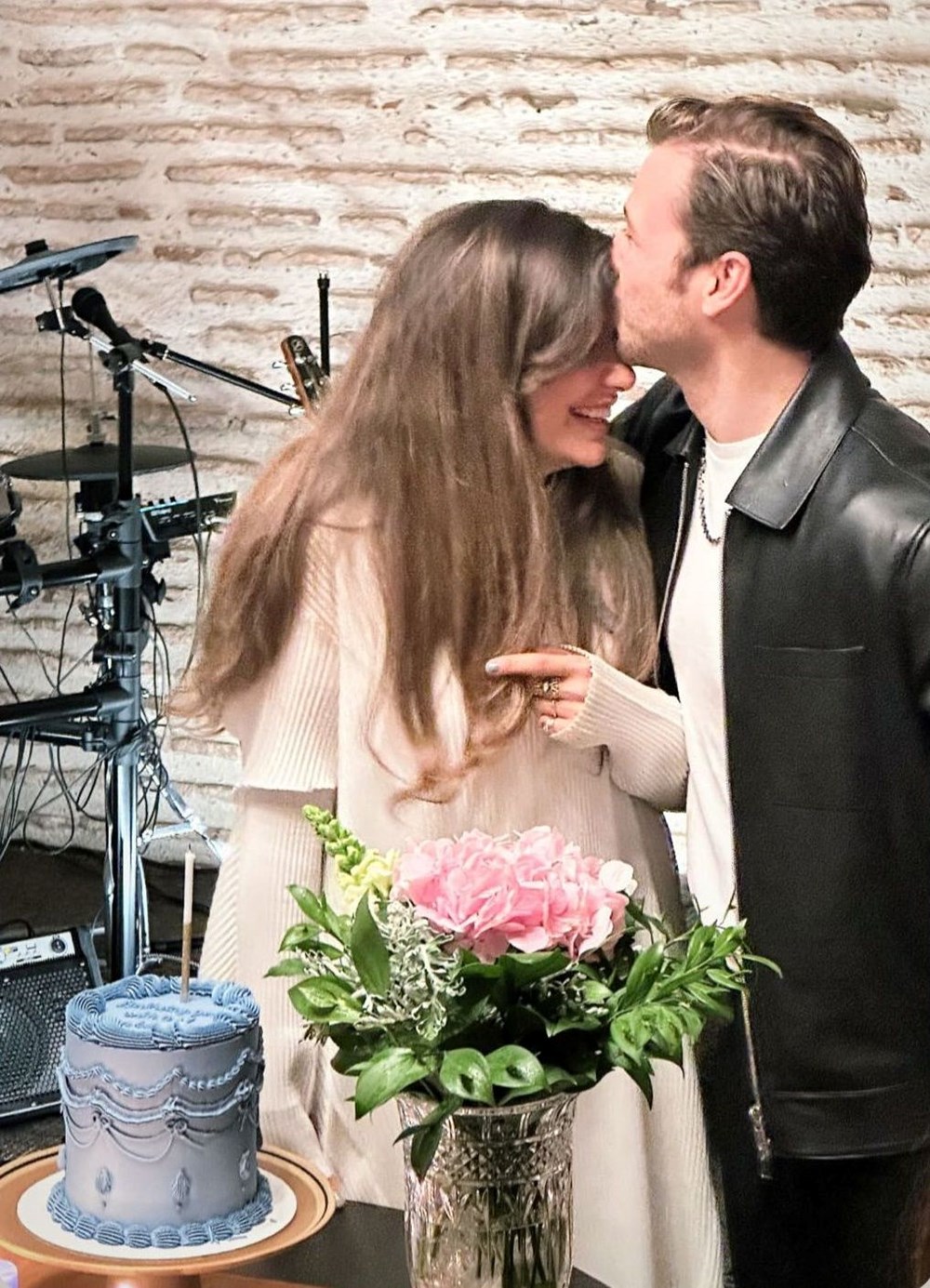 Bebek göründü! Tolga Sarıtaş'tan Zeynep Mayruk'a sürpriz parti - 3