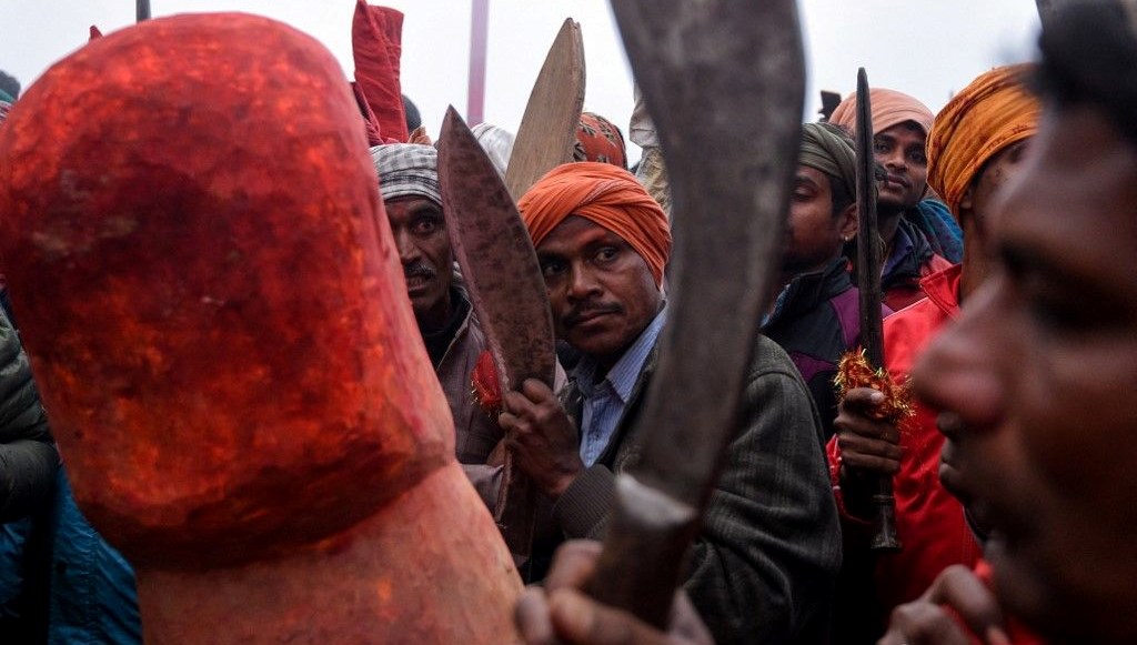 200 yıllık Hindu geleneği: Dünyanın en kanlı bayramı başladı