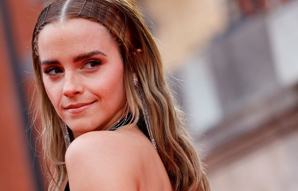 Harry Potter yıldızı Emma Watson'ın "yerçekimine karşı koyan" elbisesi gündem oldu - 7