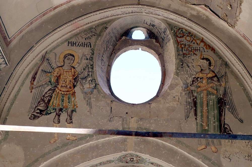 Definecilerin tahrip ettiği tarihi kilise, restore edilecek - 4