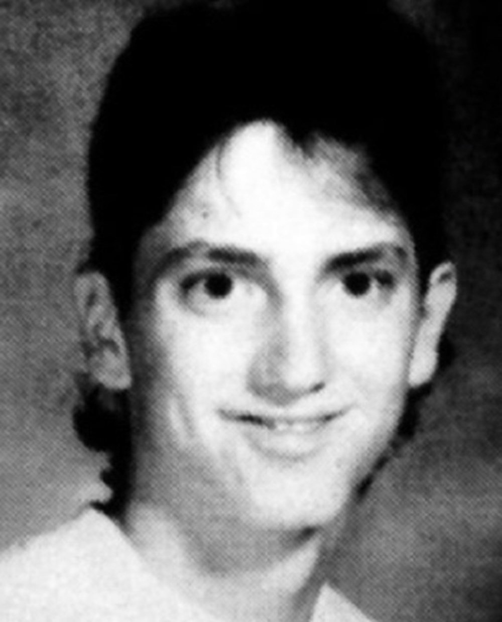 Nilgün Belgün takipçilerini geçmişe götürdü: Bu fotoğraf Marmaris'te çekildi (Ünlülerin çocukluk ve gençlik halleri) - 528