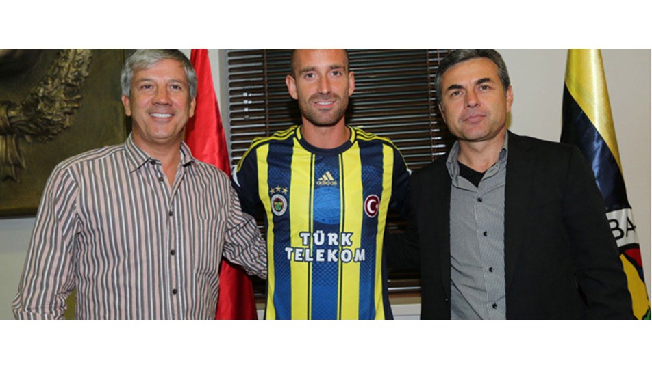 Raul Meireles imzayı attı