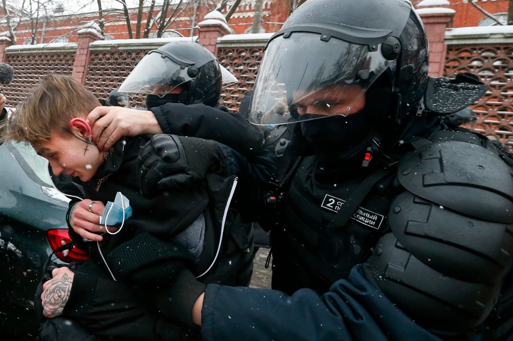 Rusya'da Navalnıy protestoları: Şehirler kapatıldı, binlerce kişi gözaltında - 22