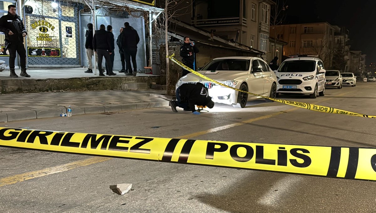 Elazığ'da silahlı saldırıya uğrayan 2 kişi yaralandı Elazığ'da silahlı saldırıya uğrayan 2 kişi yaralandı
