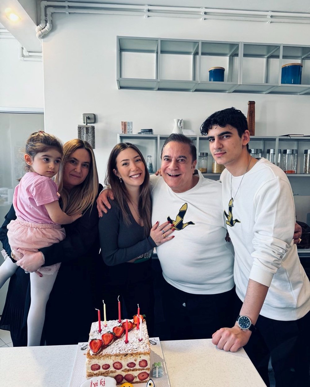 Mehmet Ali Erbil 6'ncı kez nikah masasında: Gülseren Ceylan ile evlendi - 3