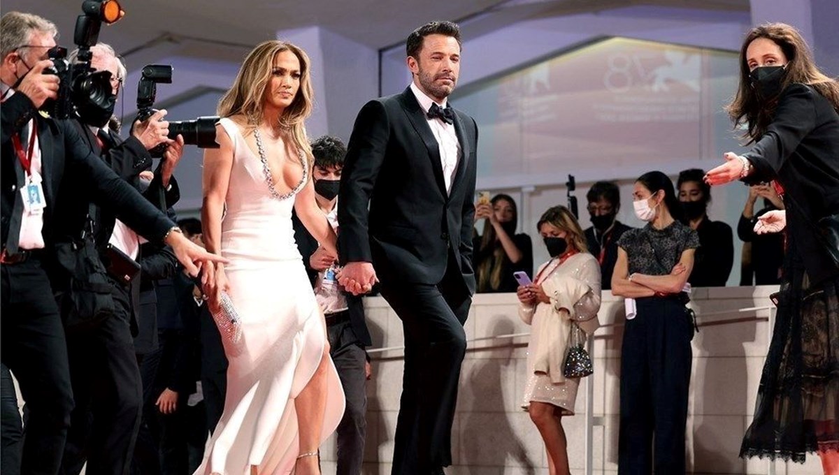 Jennifer Lopez ile Ben Affleck evlendi
