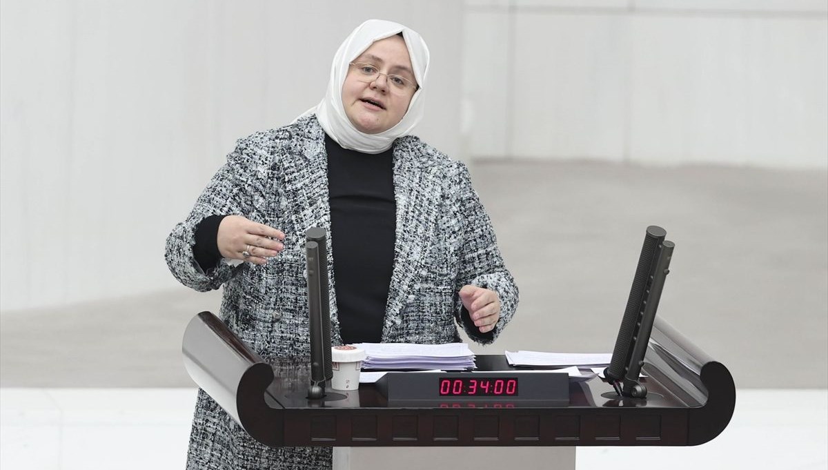 SON DAKİKA HABERİ: Bakan Selçuk: Covid-19 tedavisinde kullanılan tüm ilaçlar ödeme listesinde