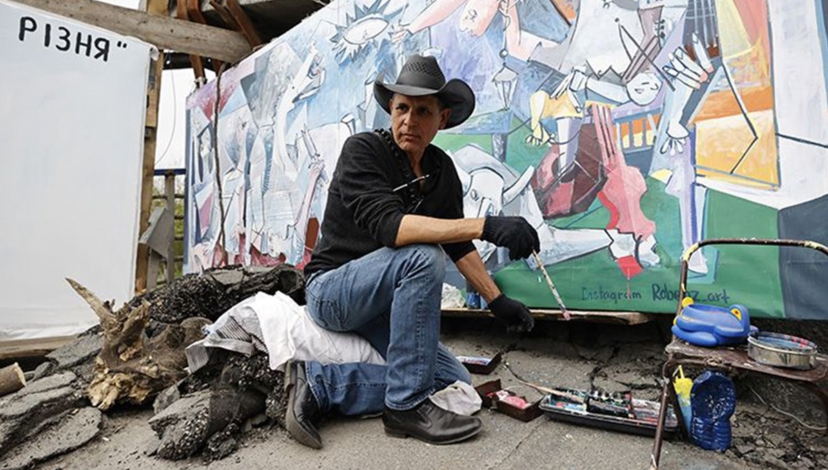 Meksikalı ressam, tablolarıyla Ukrayna'da yaşananları dünyaya göstermeyi amaçlıyor