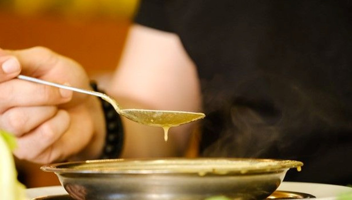 Tek kaşıkta vücuda enerji veren çorba: Tuzlama çorbası nası yapılır? Esnaf lokantası tadında tuzlama tarifi