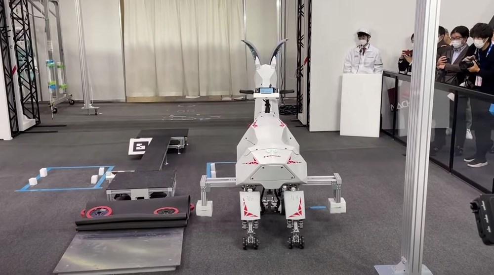 Japonya'da 100 kilogram yük taşıyabilen keçi şeklinde robot tasarlandı - 7