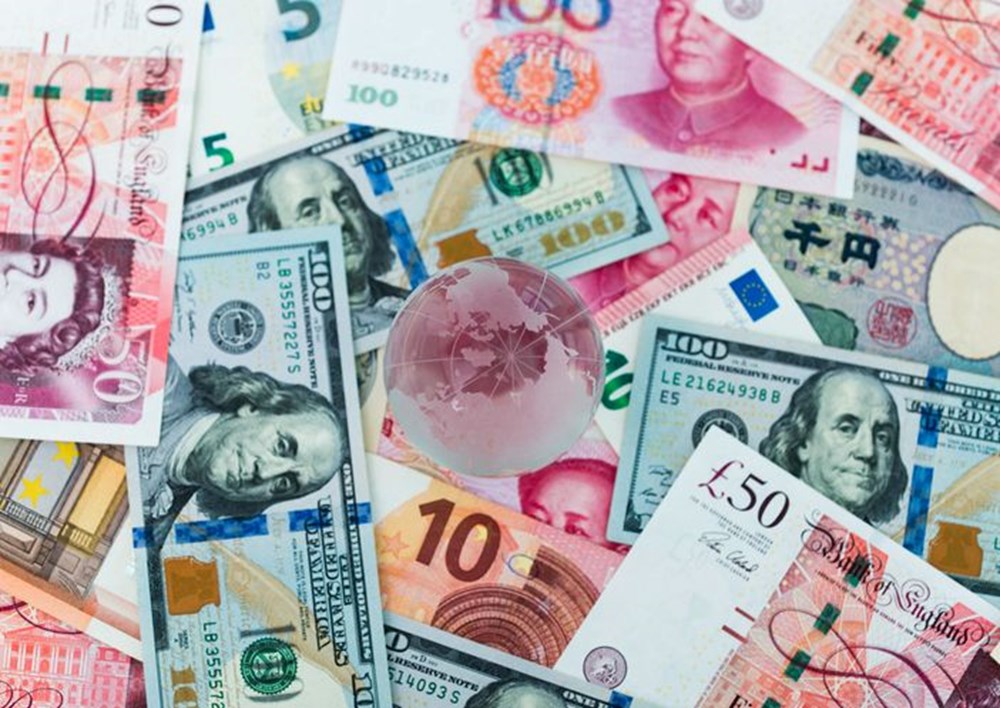 2025'te Para Tahtında Kim Var? Dolar Şaşırtıcı Bir Düşüş mü Yaşıyor? 72