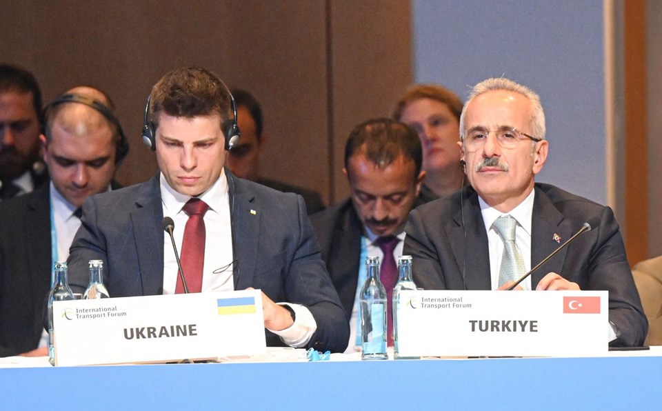 Türkiye, Ukrayna’nın yeniden inşası için masada - 1