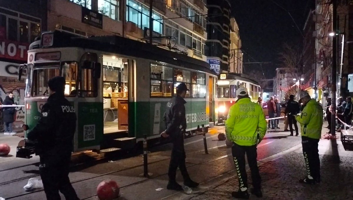 Kadıköy'de feci ölüm: Torununu kurtarmak isterken tramvayın altında kaldı