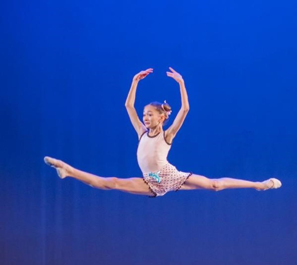 11 yaşındaki Türk balerinden büyük başarı - 1