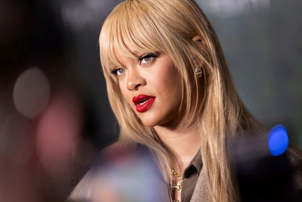Rihanna'nın neden saçlarını boyattığı ortaya çıktı: Servetine servet katacak - 3
