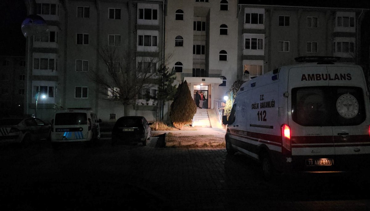 Çorum'da arkadaş kavgası kanlı bitti: 1 ölü Çorum'da arkadaş kavgası kanlı bitti: 1 ölü