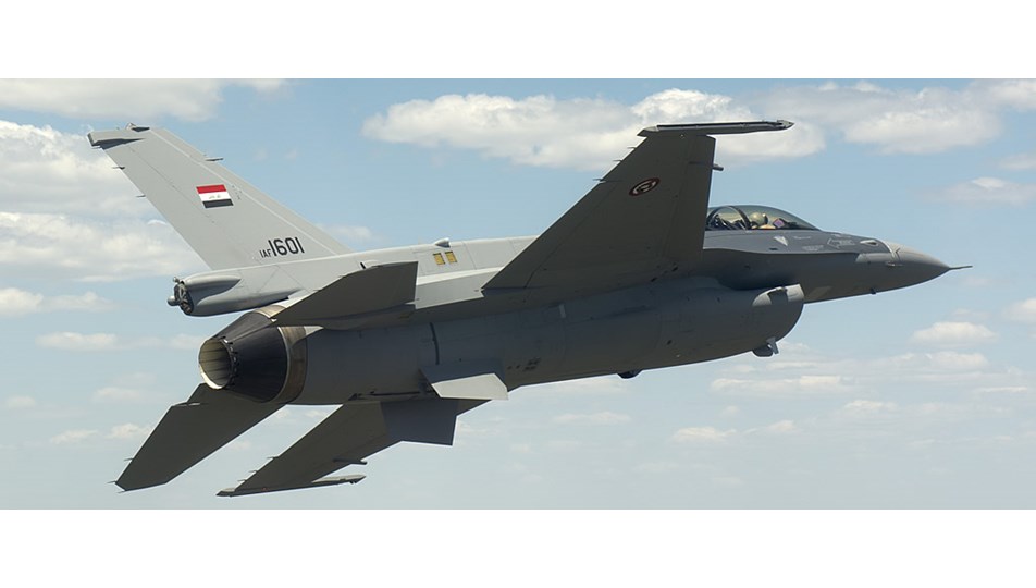 Irak Suriye'de DAEŞ'i vurdu