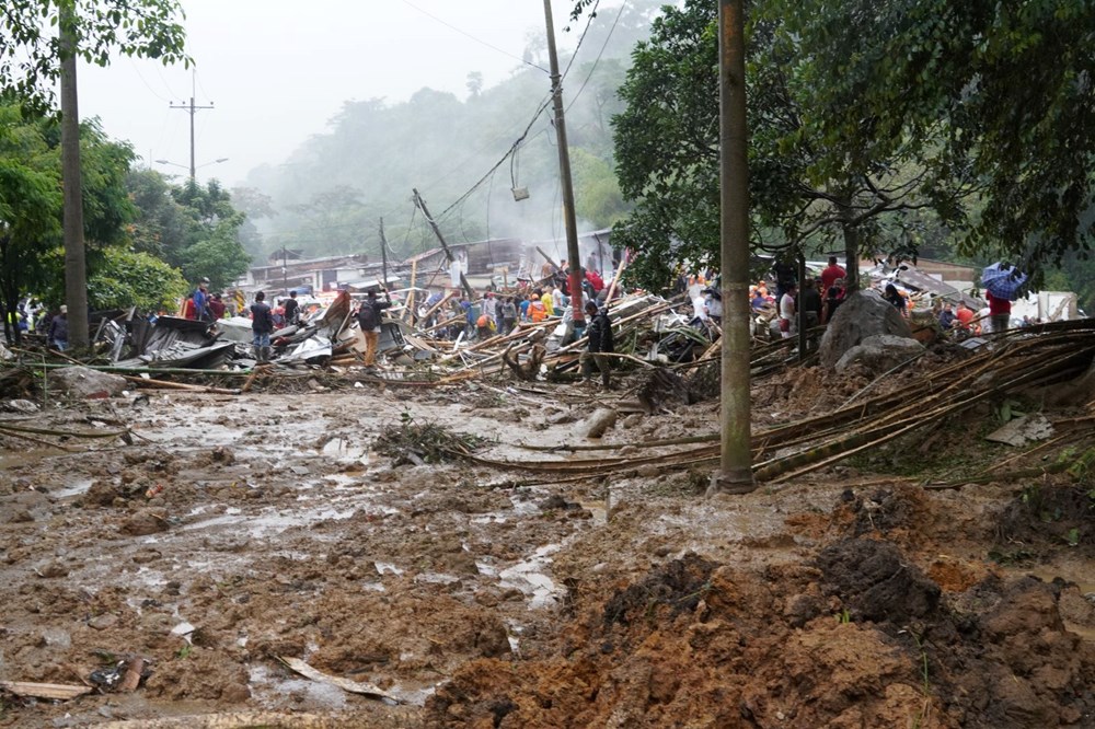 Kolombiya'da toprak kayması sonucu 14 kişi öldü - 4