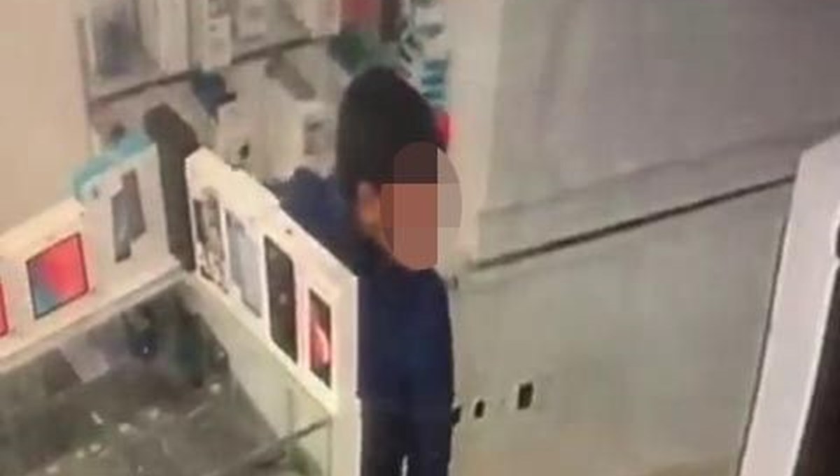 Çocuk hırsızdan 30 bin liralık telefon soygunu