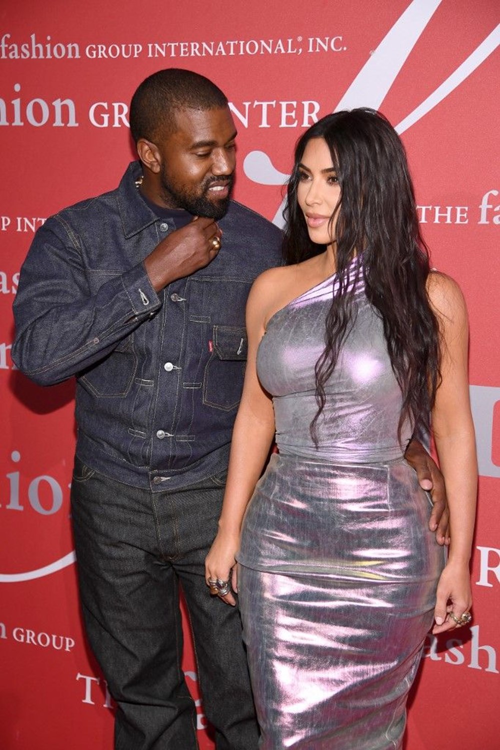 Kanye West'ten Kim Kardashian açıklaması: İki yıldır boşanmaya çalışıyorum - 6