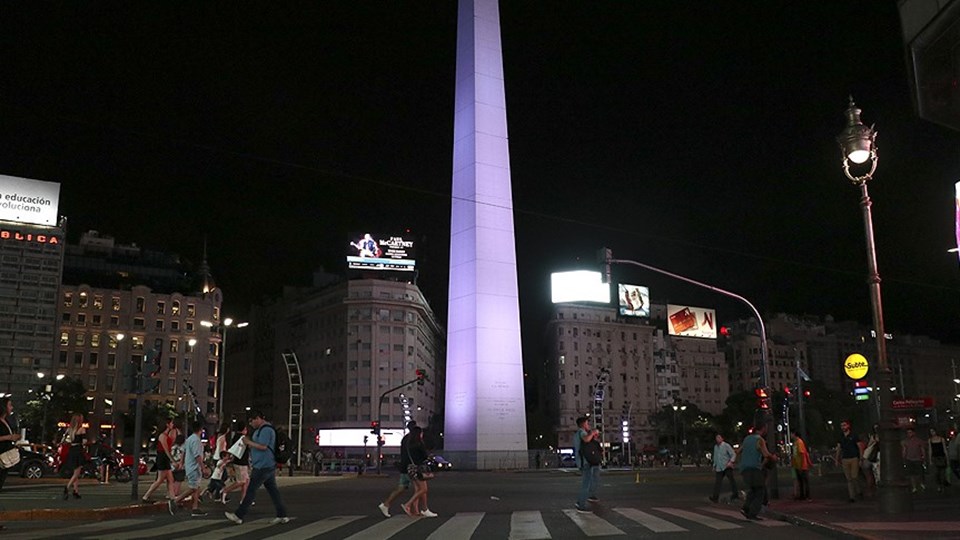 Buenos Aires'in simgesi: Obelisco - 2
