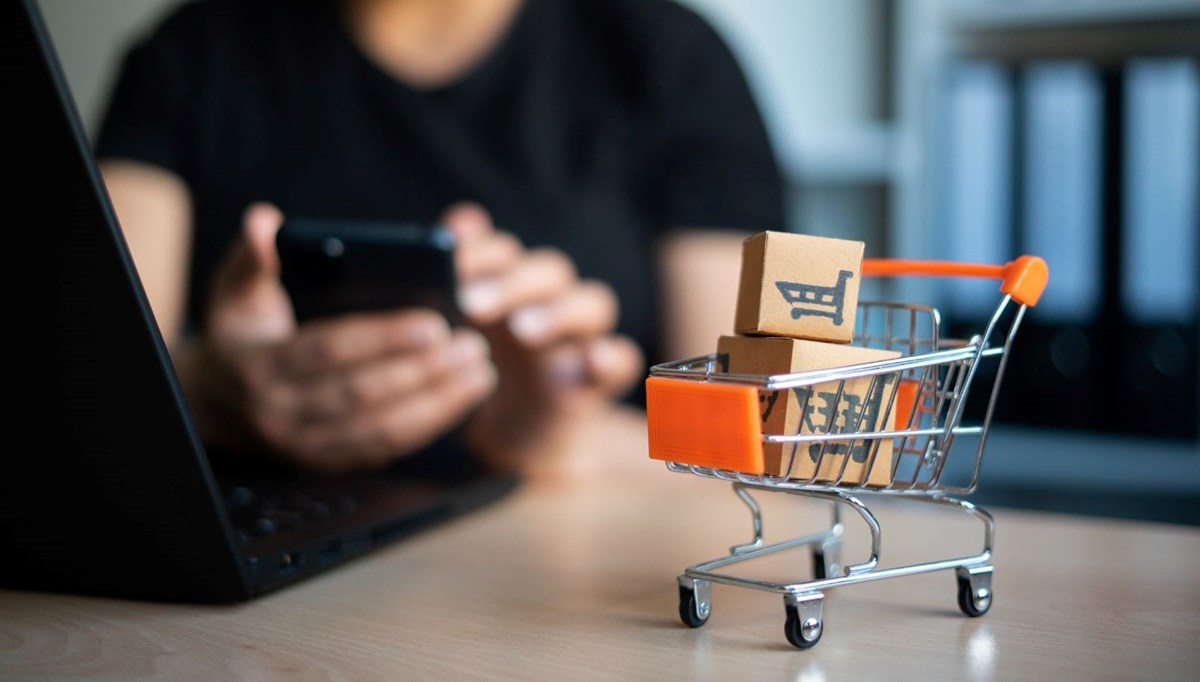 Yurt dışından alışveriş yapanlar dikkat! E-ticarette yeni vergi düzenlemesi Yurt dışından alışveriş yapanlar dikkat! E-ticarette yeni vergi düzenlemesi