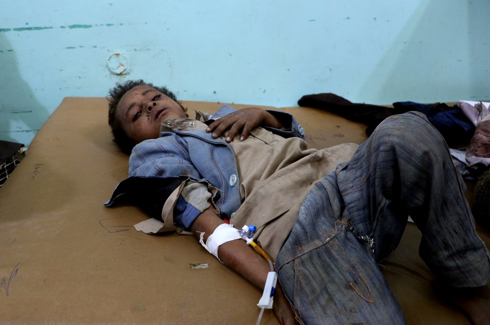 Yemen'de çocukları taşıyan otobüse saldırı: 43 ölü - 1