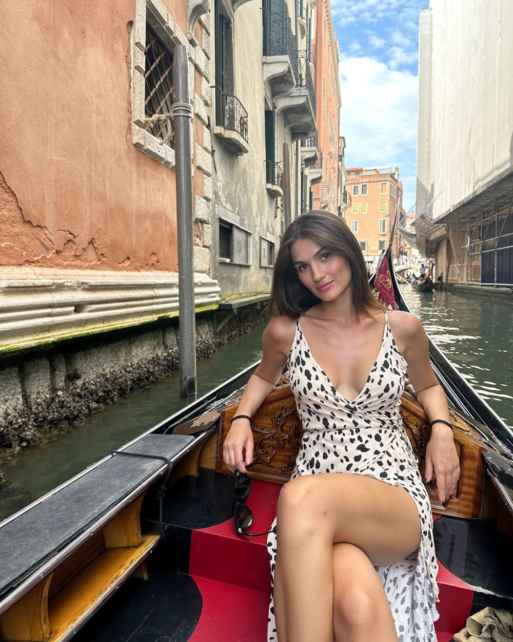 s5Ly5ODmyEuruGvcXfDR6Q