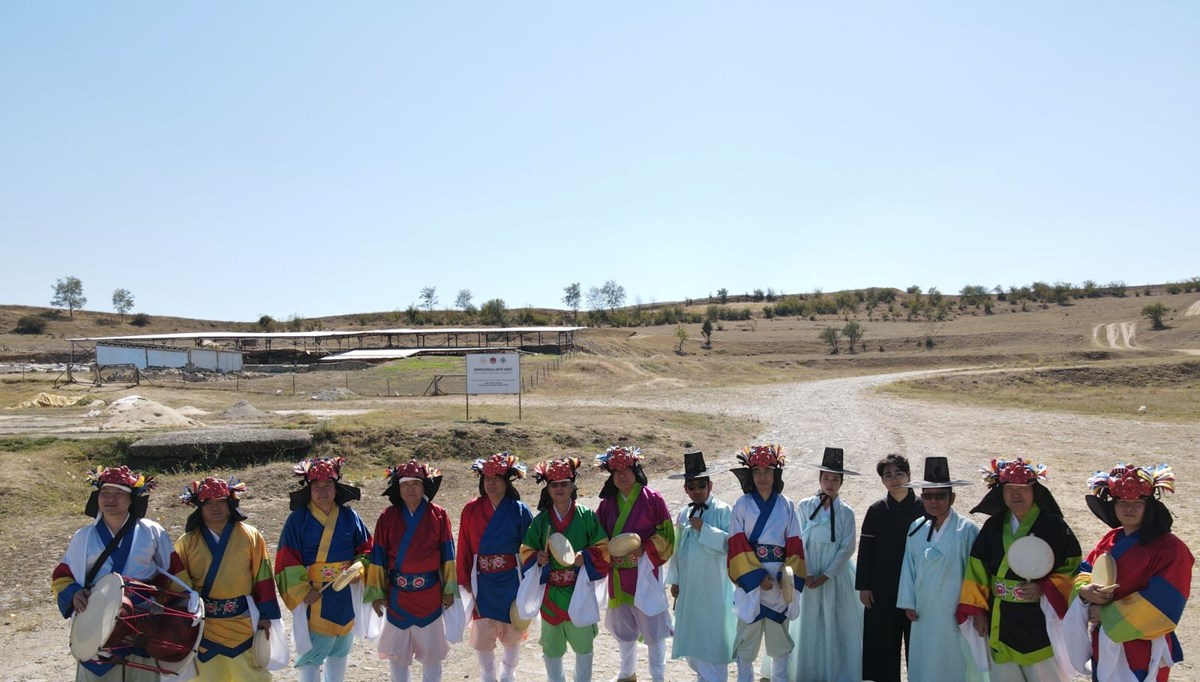 Pompeiopolis Antik Kenti'de renkli dans gösterisi