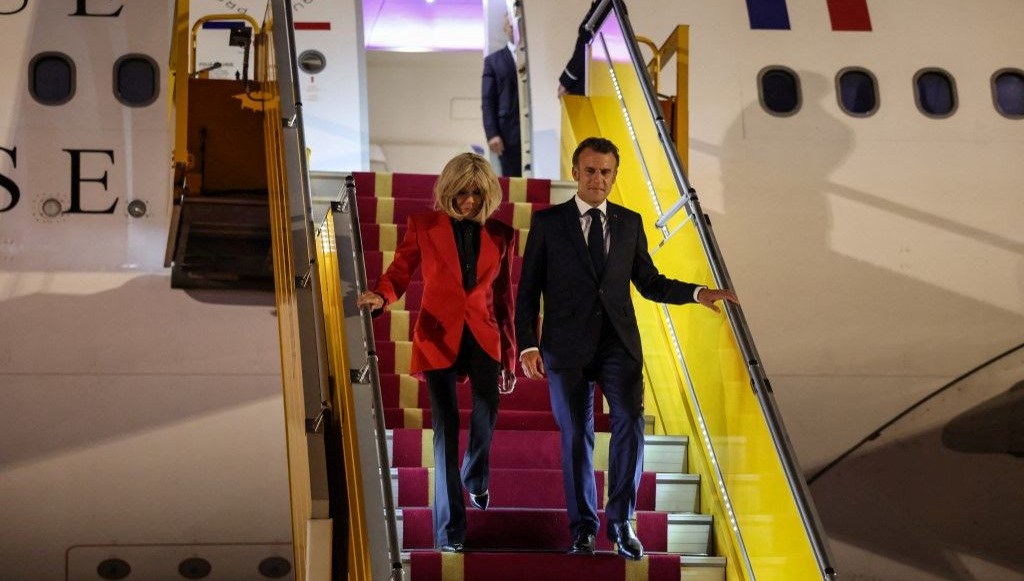 Macron ile eşi Brigitte arasında tartışma