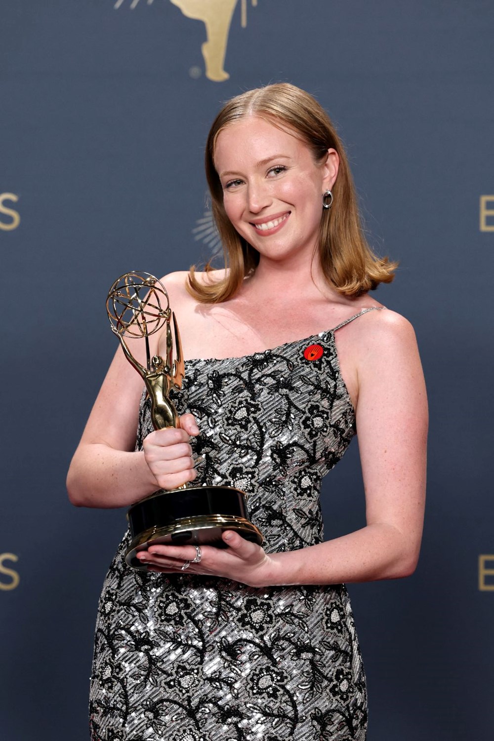 Emmy Ödülleri sahiplerini buldu: İlklerle dolu tören - 10