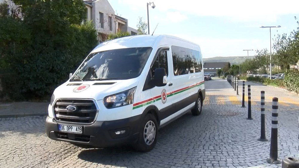 Sırp çete liderinin cesedi için villa bahçesinde keşif - 5