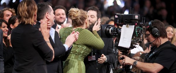 Adele ve Simon Konecki ayrıldı (e-posta ile duyurdu)