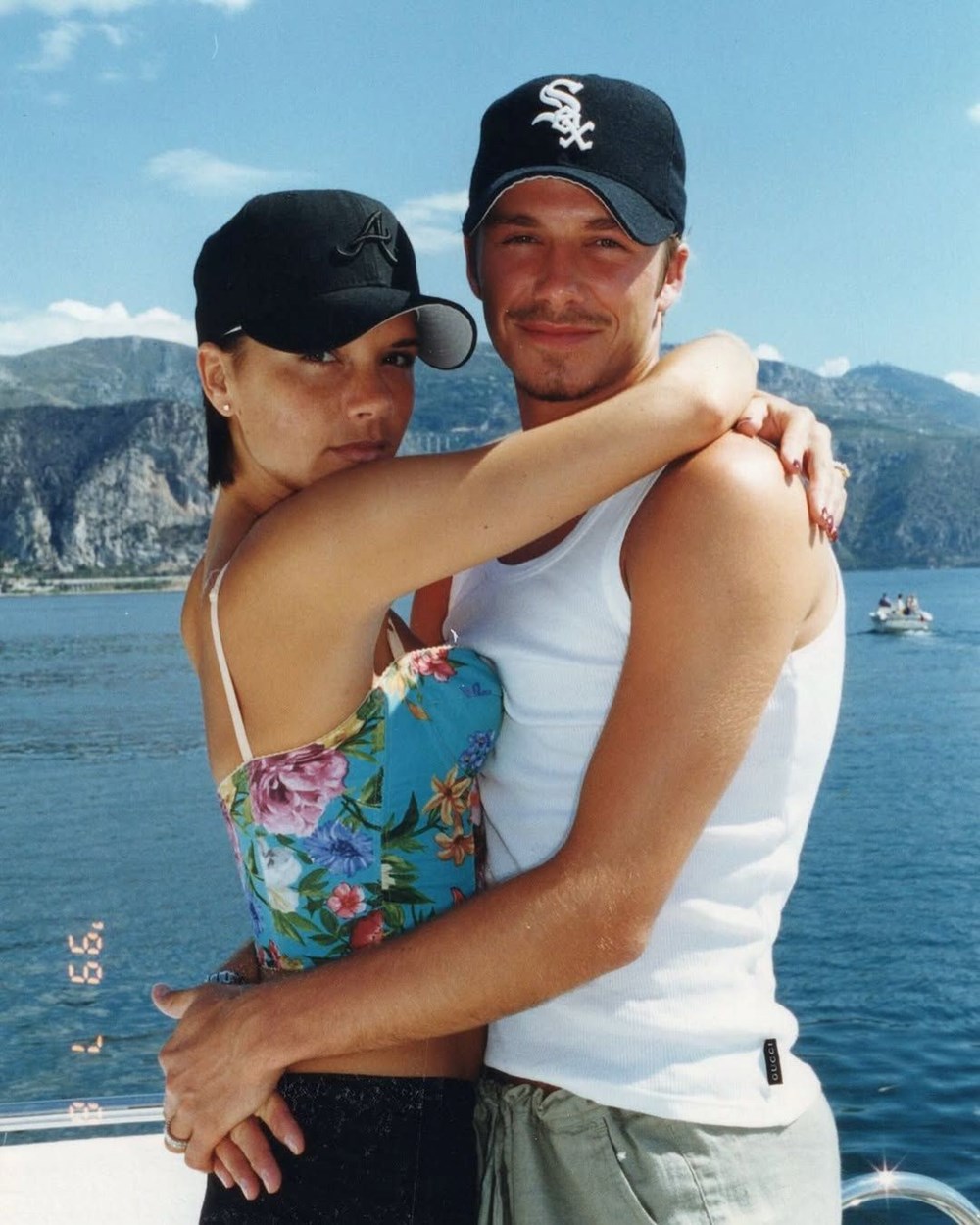 Victoria Beckham'ın hiç görülmemiş fotoğraflarını paylaştı! Moda ikonu 51 yaşında 73 s6uUI7HFv0y1cBocfXGJIA