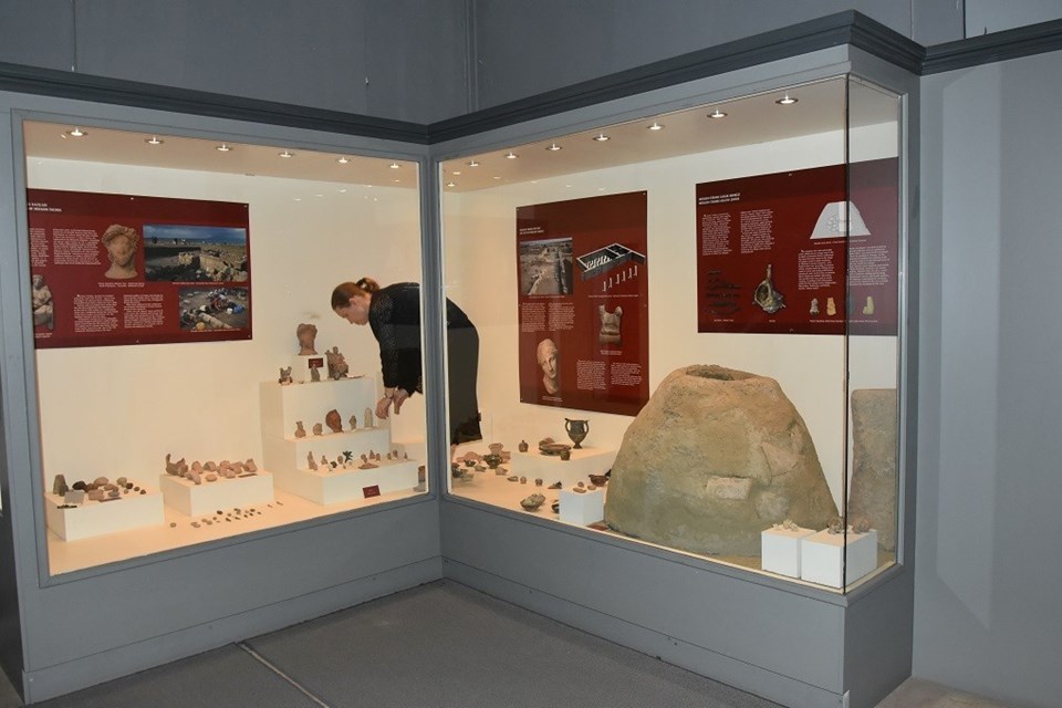 Tarihi eserler depreme karşı müze mumuyla sabitleniyor - 2
